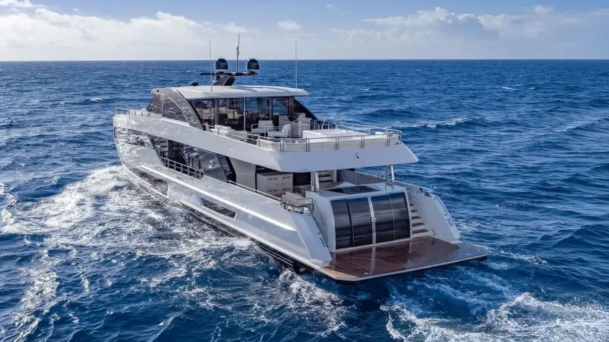 Pinch Me yacht (Ocean Alexander, 30.15m, 2024)